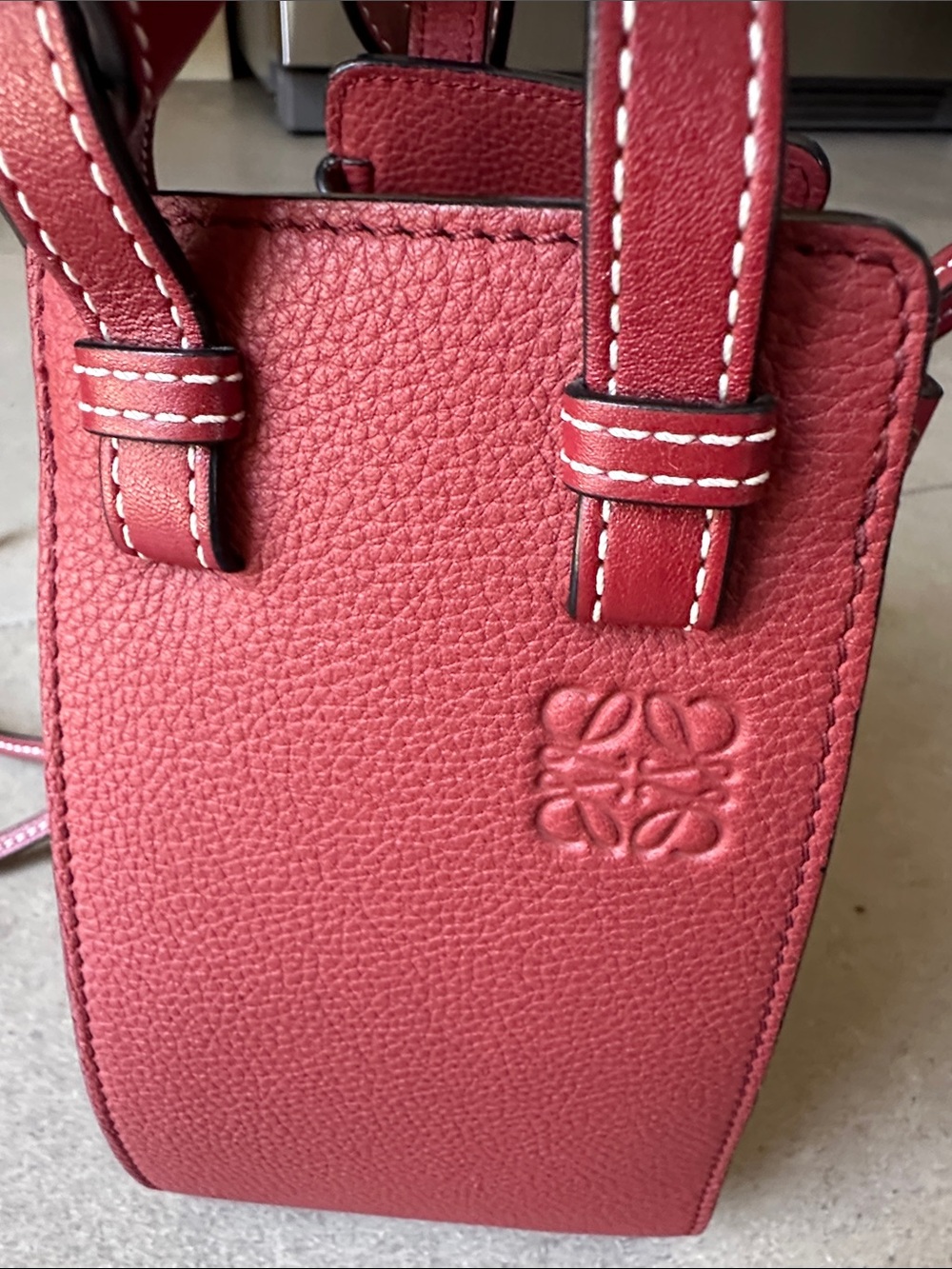 Loewe Authentic Burgundy Garnet Pebbled Leather Mini Hammock Crossbody - Picture 2 of 11